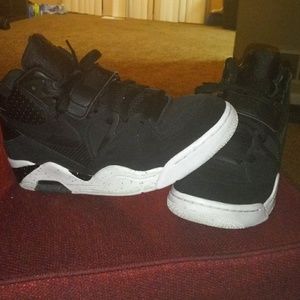 Price drop👀❤Men Air Force 180